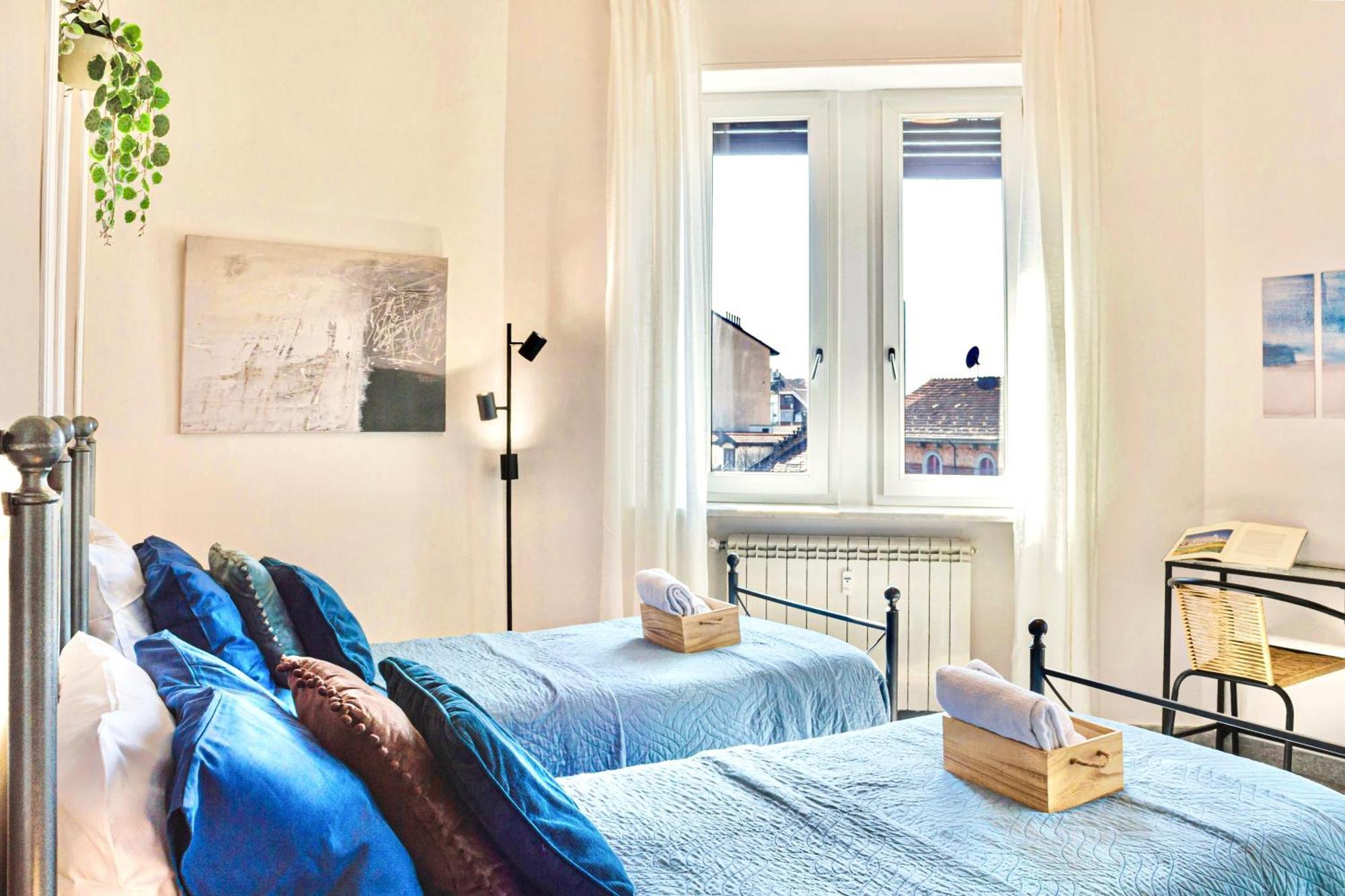 -Politecnico- Appartamento Classy X5 Con Balconi, Vista E Parcheggio Gratuito Турин Экстерьер фото